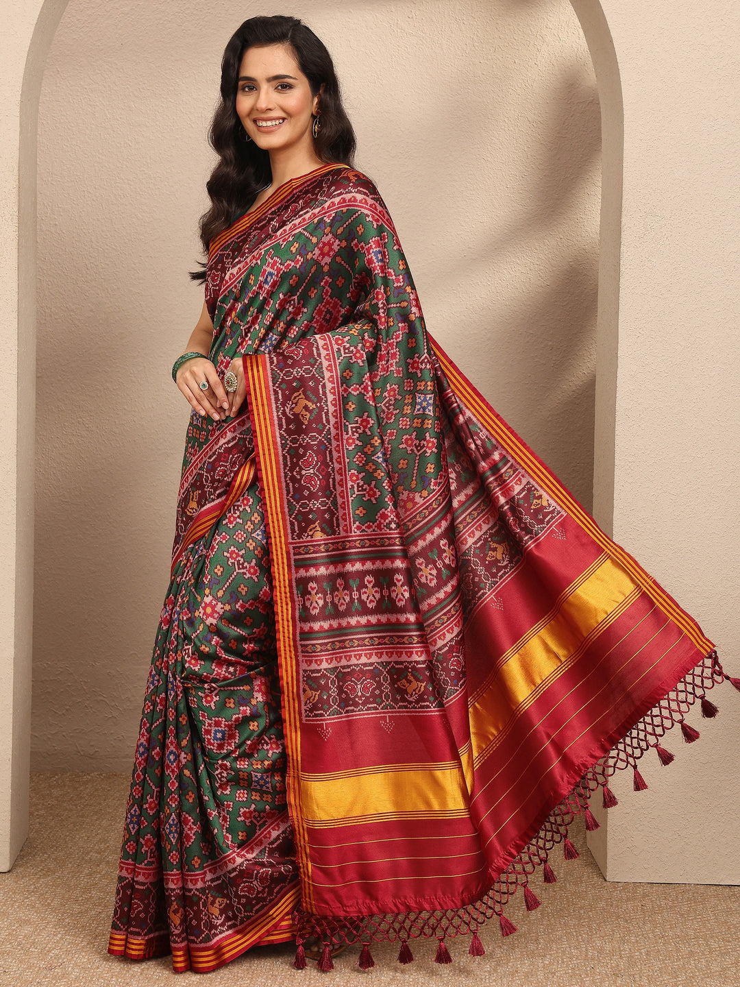 Green Ikkat Printed Silk Blend Saree With Unstitched Blouse Piece 
