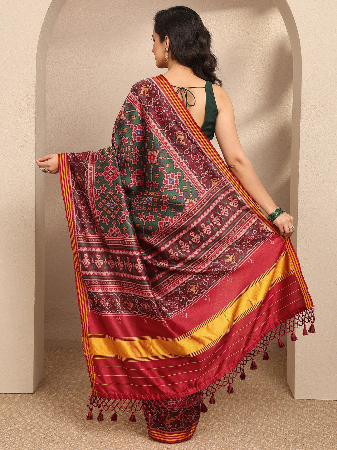  Green Ikkat Printed Silk Blend Saree With Unstitched Blouse Piece 