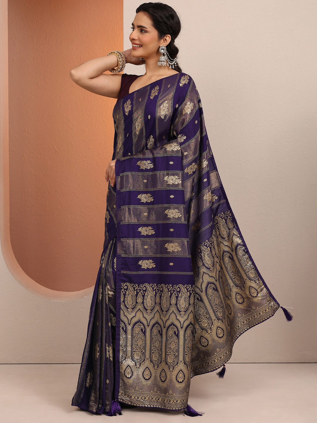  Purple Woven Design Banarsi Silk Blend Saree With Unstitched Blouse Piece 