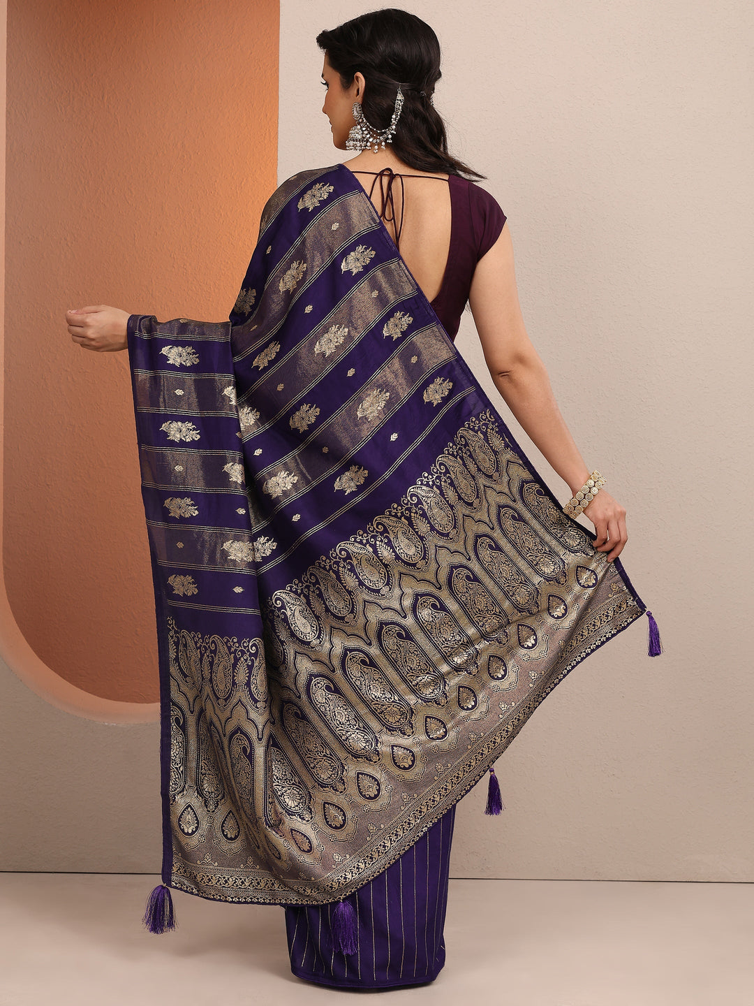  Purple Woven Design Banarsi Silk Blend Saree With Unstitched Blouse Piece 