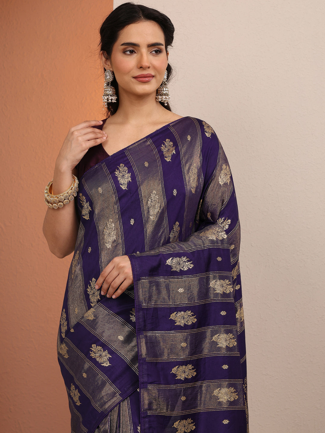  Purple Woven Design Banarsi Silk Blend Saree With Unstitched Blouse Piece 