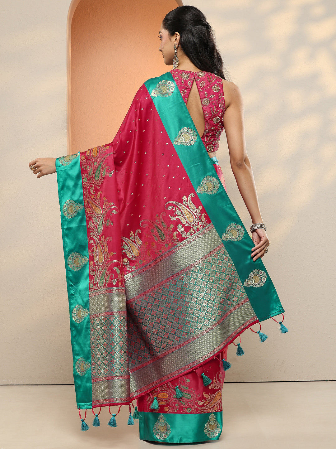  Pink Woven Design Silk Blend Sarees With Unstitched Blouse Piece 
