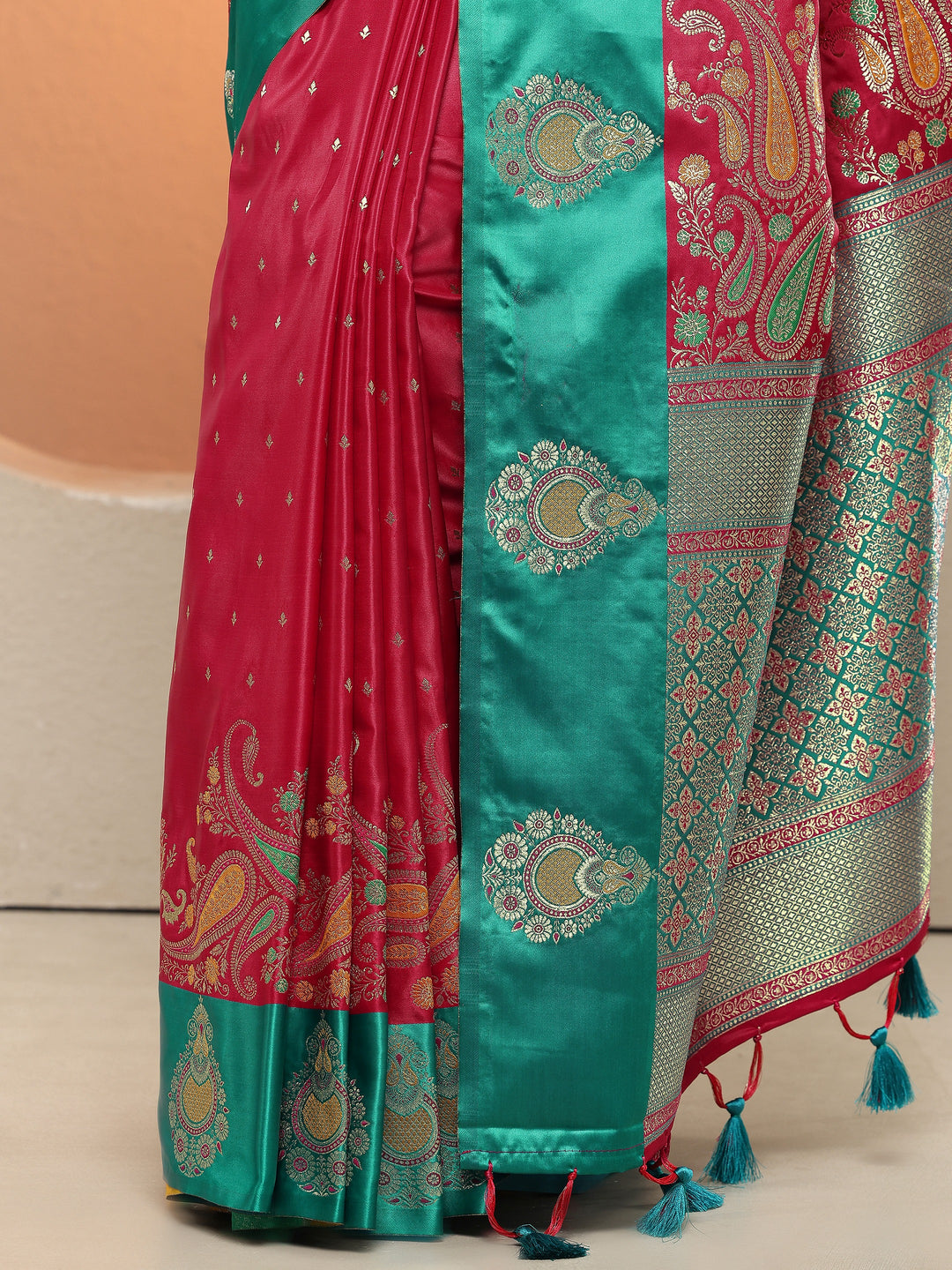  Pink Woven Design Silk Blend Sarees With Unstitched Blouse Piece 
