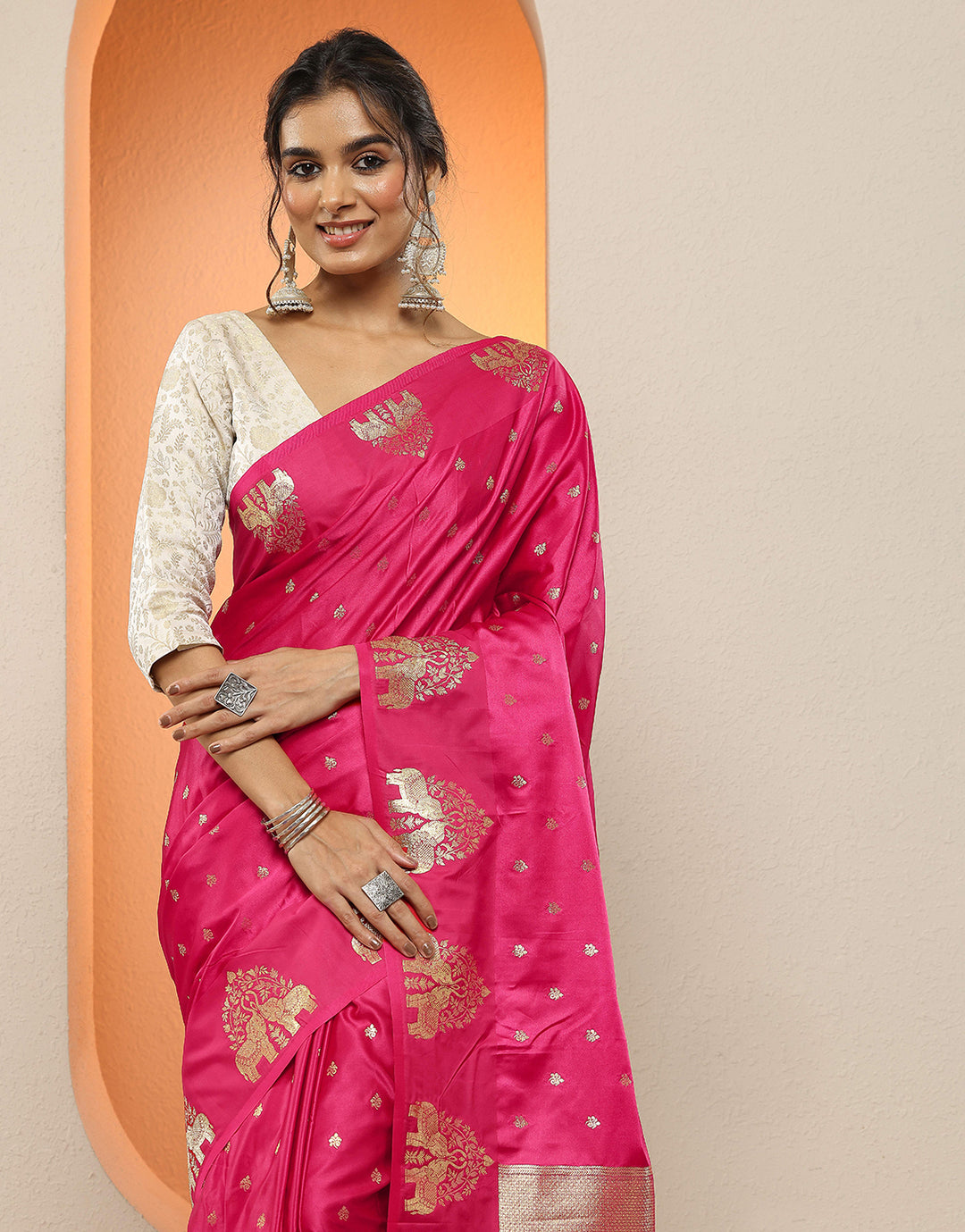 Pink Woven Design Silk Blend Sarees With Unstitched Blouse Piece