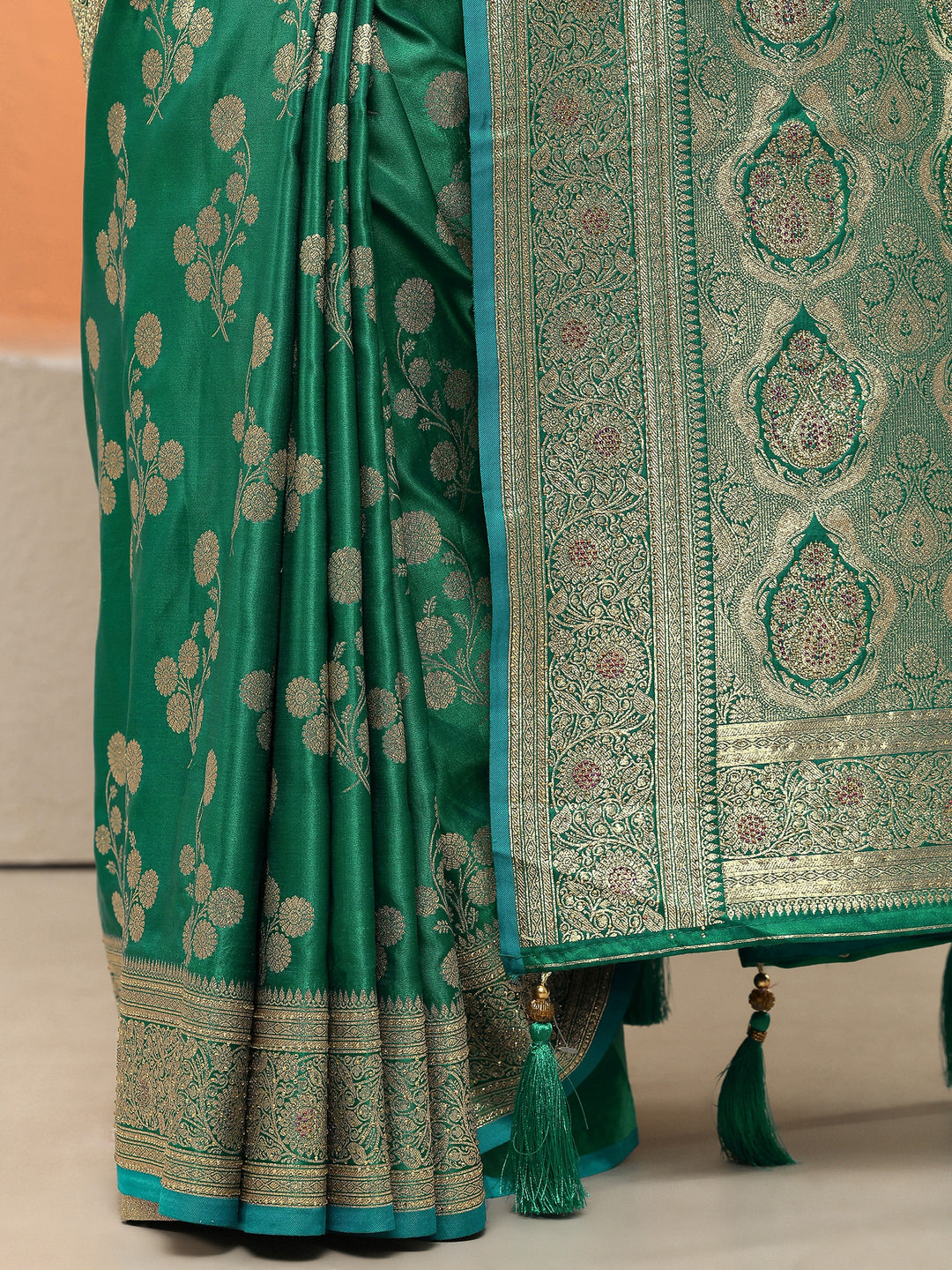  Green Woven Design Silk Blend Sarees With Unstitched Blouse Piece 