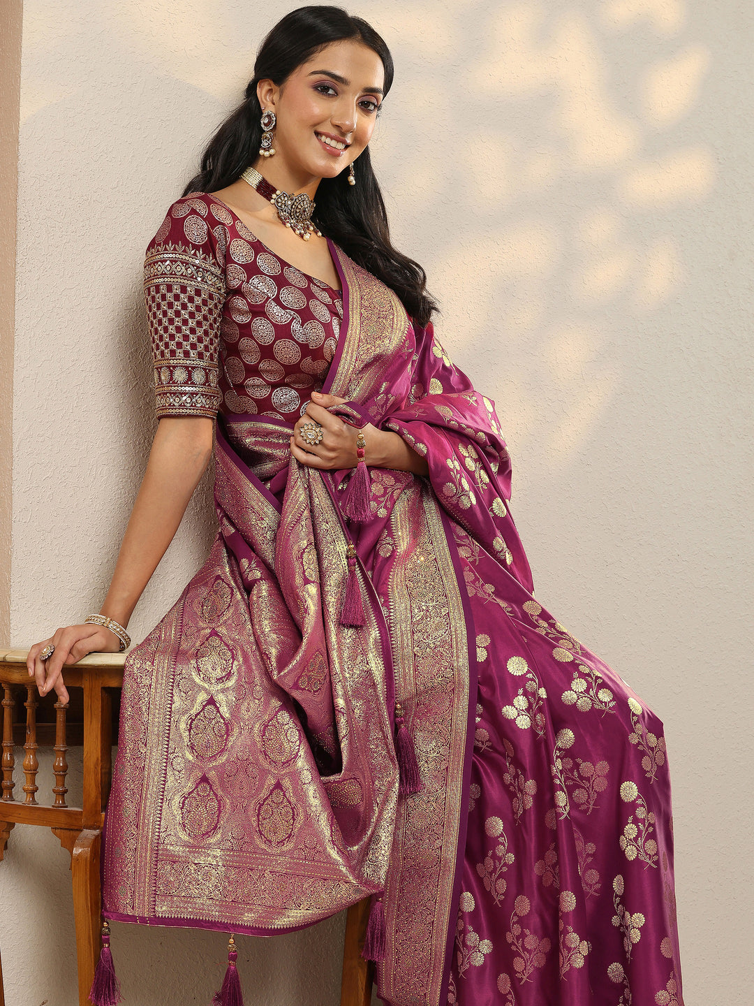  Burgundy Woven Design Silk Blend Sarees With Unstitched Blouse Piece 