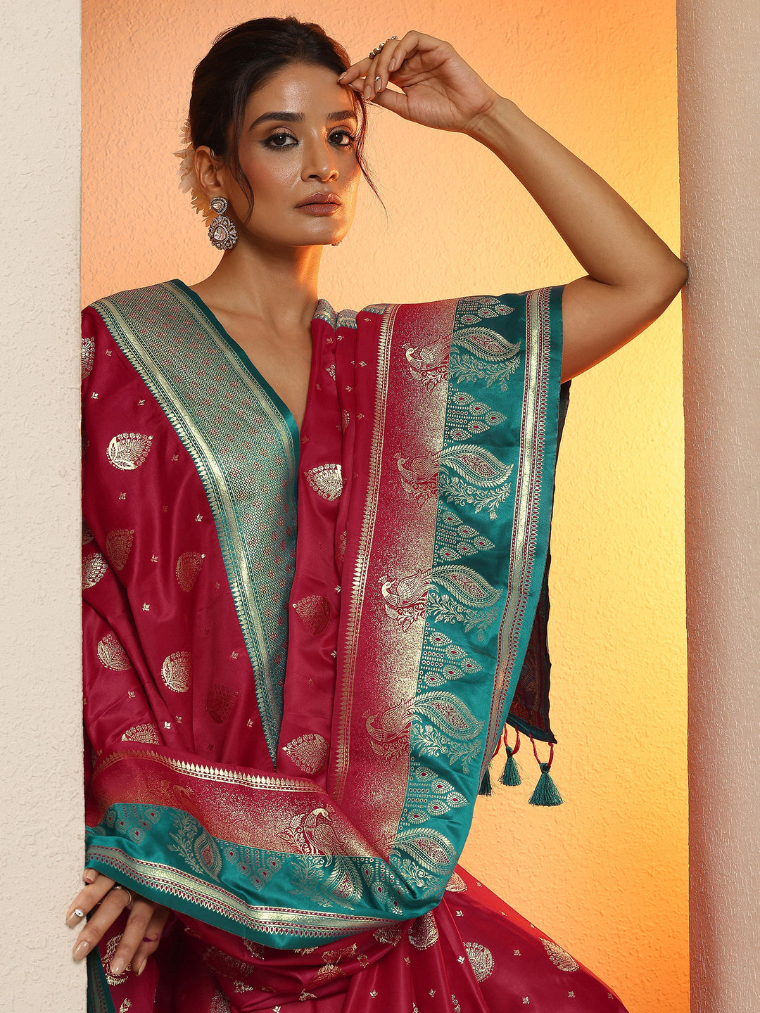 Red Woven Design Silk Blend Sarees With Unstitched Blouse Piece 