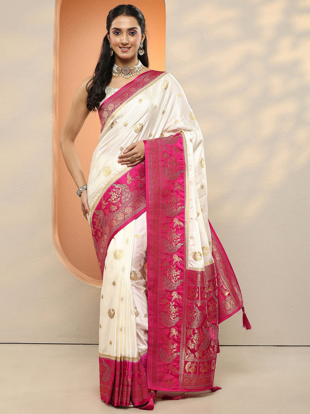  Off White Woven Design Silk Blend Sarees With Unstitched Blouse Piece 