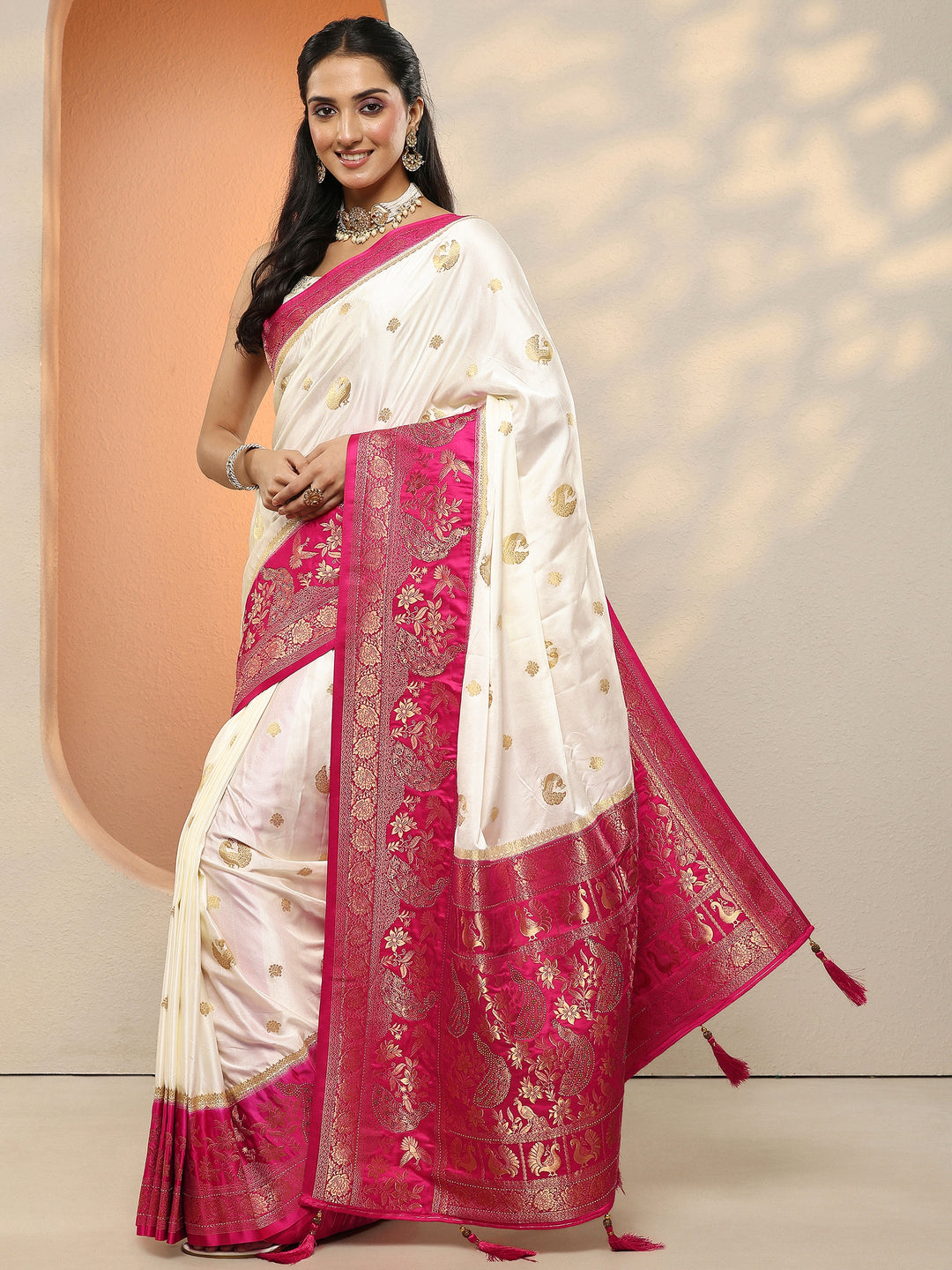  Off White Woven Design Silk Blend Sarees With Unstitched Blouse Piece 