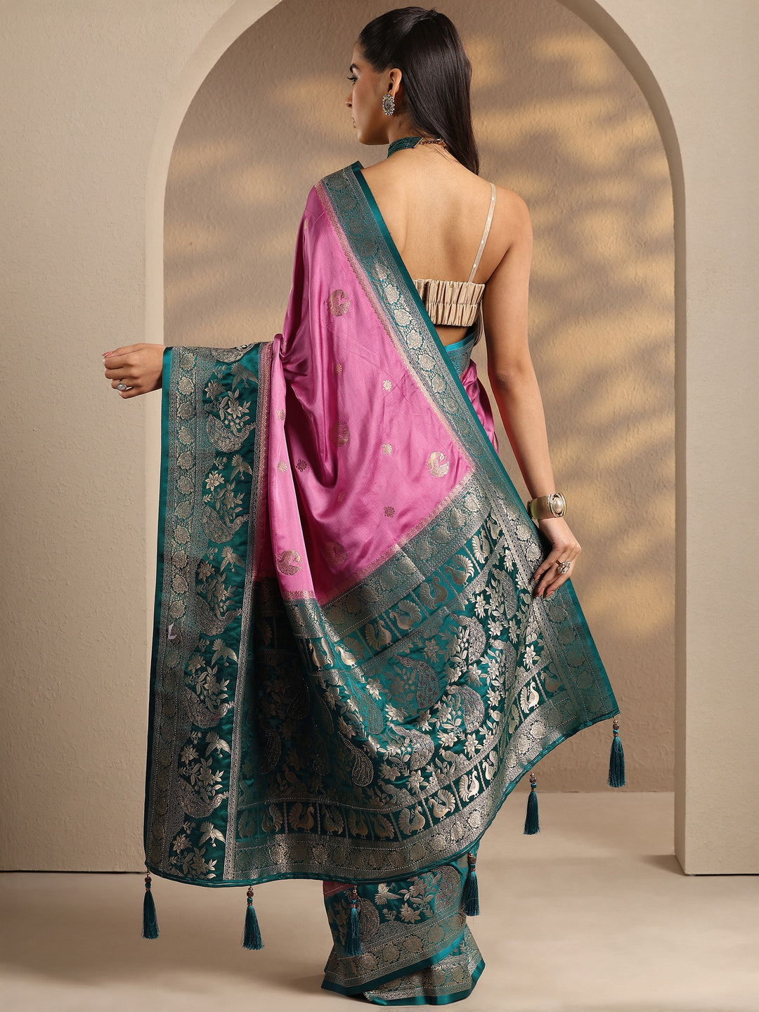  Pink Woven Design Silk Blend Banarasi Saree With Unstitched Blouse Piece 