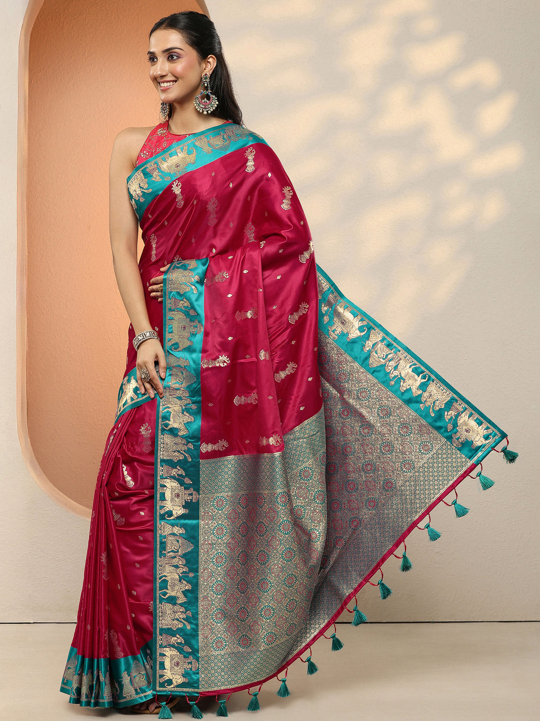  Red Woven Design Silk Blend Sarees With Unstitched Blouse Piece 