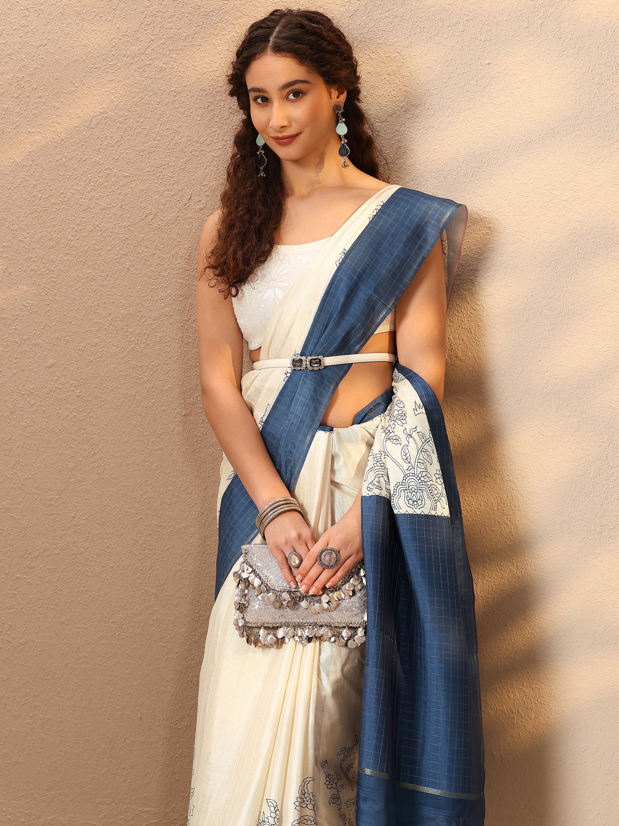 libas Off White Printed Silk Blend Saree With Unstitched Blouse Piece-picture-41