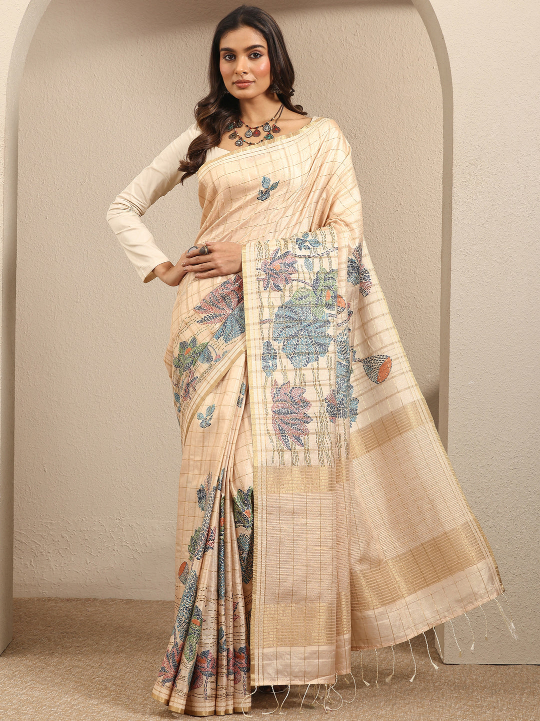  Beige Printed Silk Blend Saree With Unstitched Blouse Piece 
