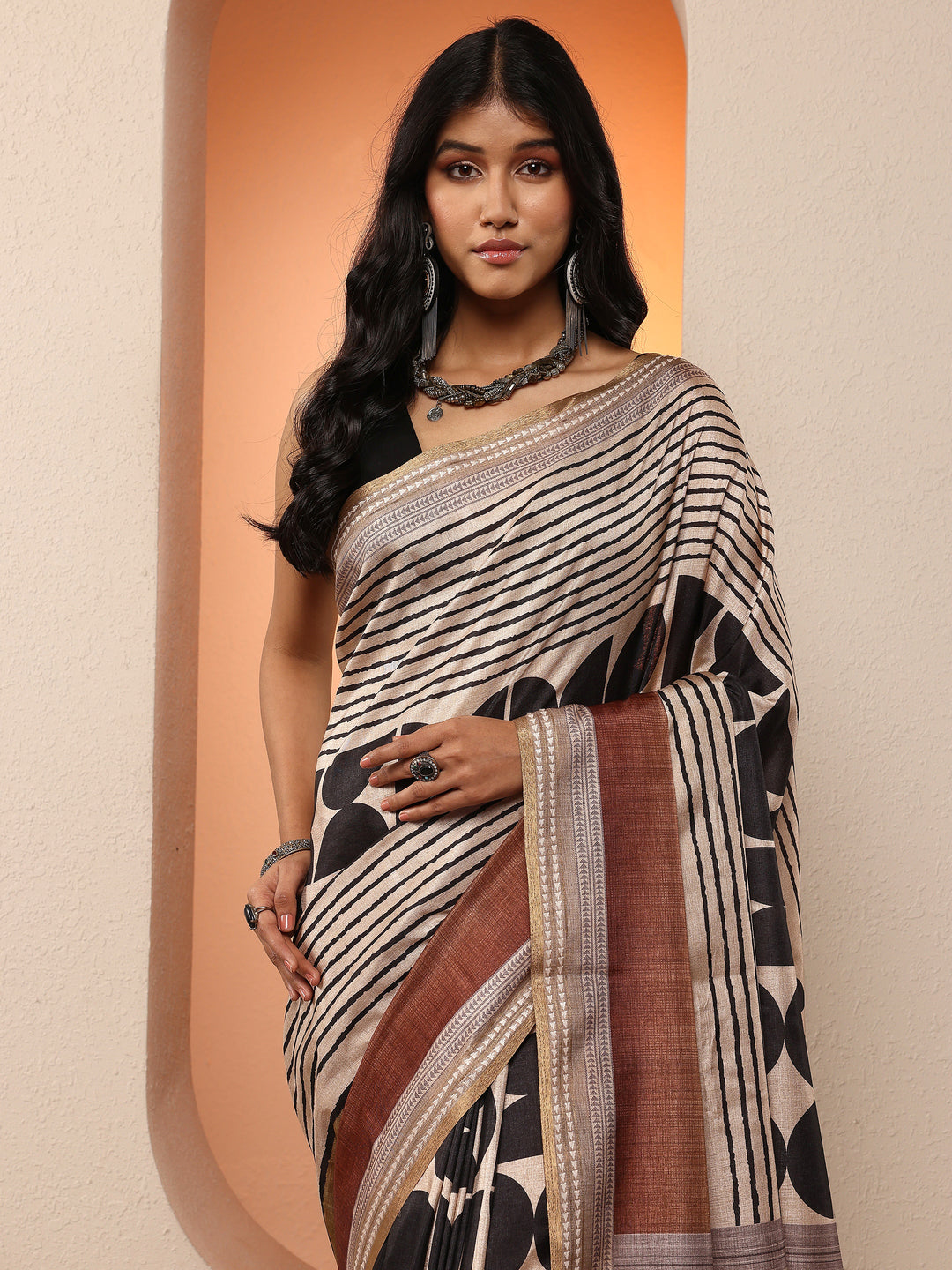  Multi Geomteric Printed Silk Blend Saree With Unstitched Blouse Piece 