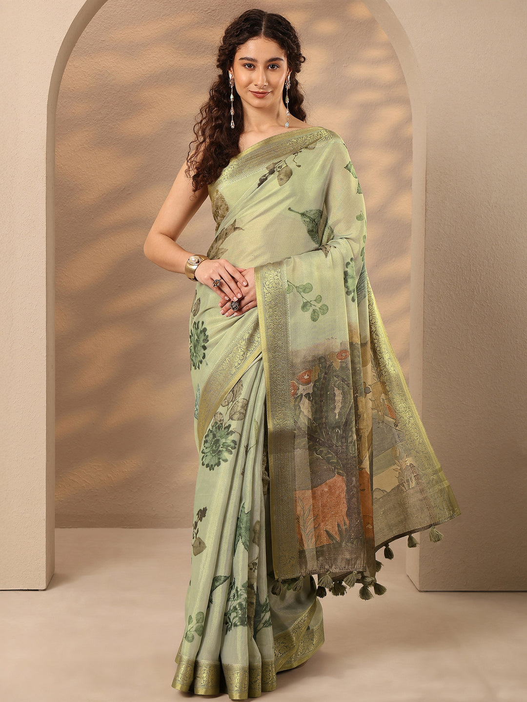  Green Printed Silk Blend Saree With Unstitched Blouse Piece 