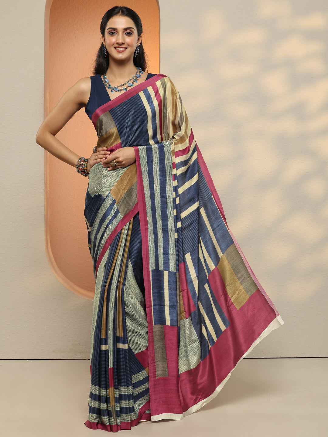  Multi Abstract Printed Silk Blend Saree With Unstitched Blouse Piece 
