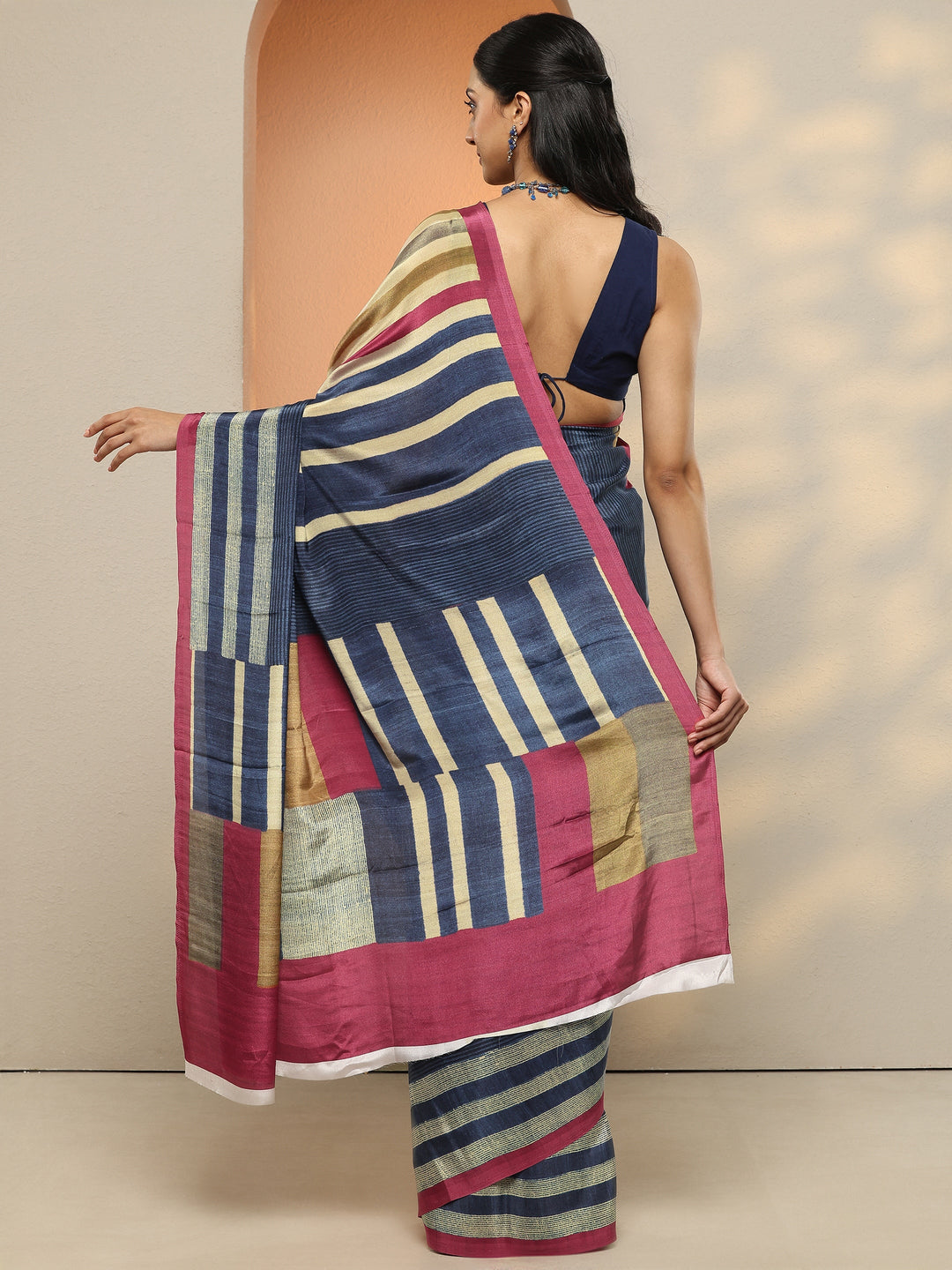  Multi Abstract Printed Silk Blend Saree With Unstitched Blouse Piece 