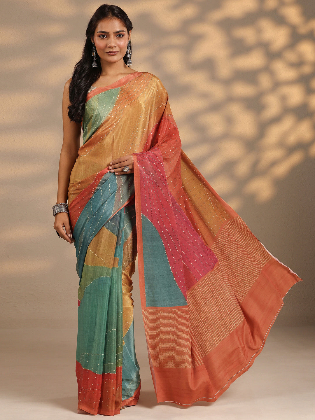  Green Printed Silk Blend Saree With Unstitched Blouse Piece 