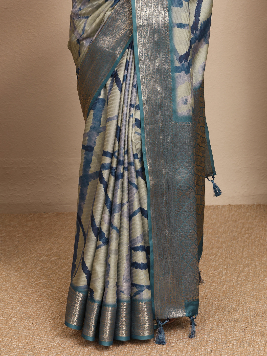  Blue Abstract Printed Silk Blend Saree With Unstitched Blouse Piece 