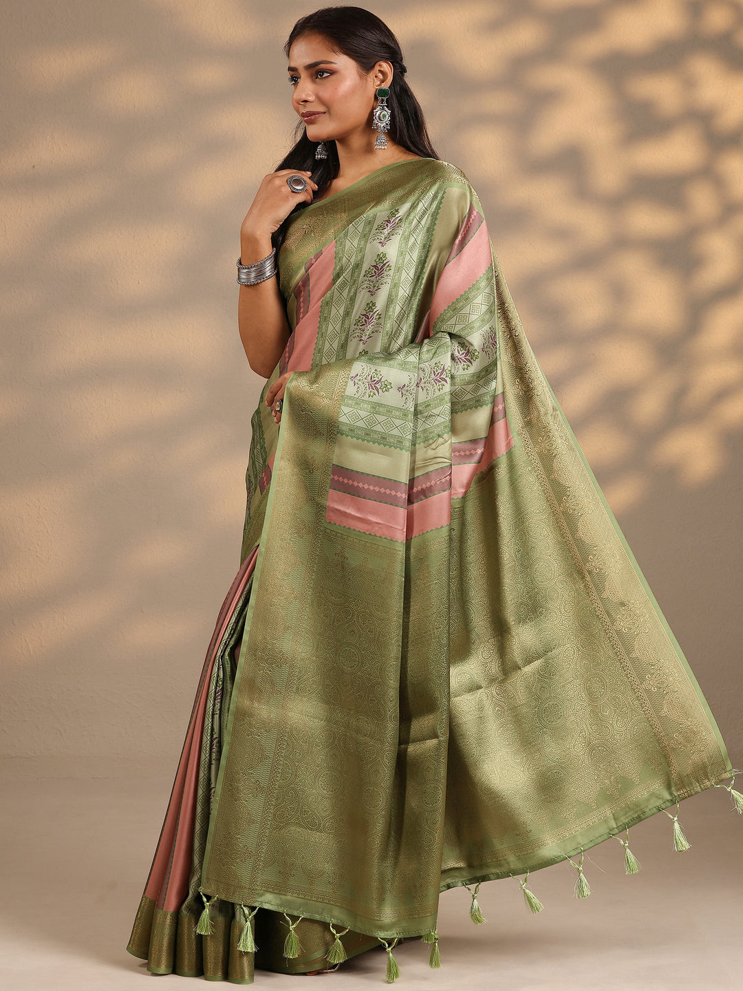  Multi Printed Silk Blend Saree With Unstitched Blouse Piece 