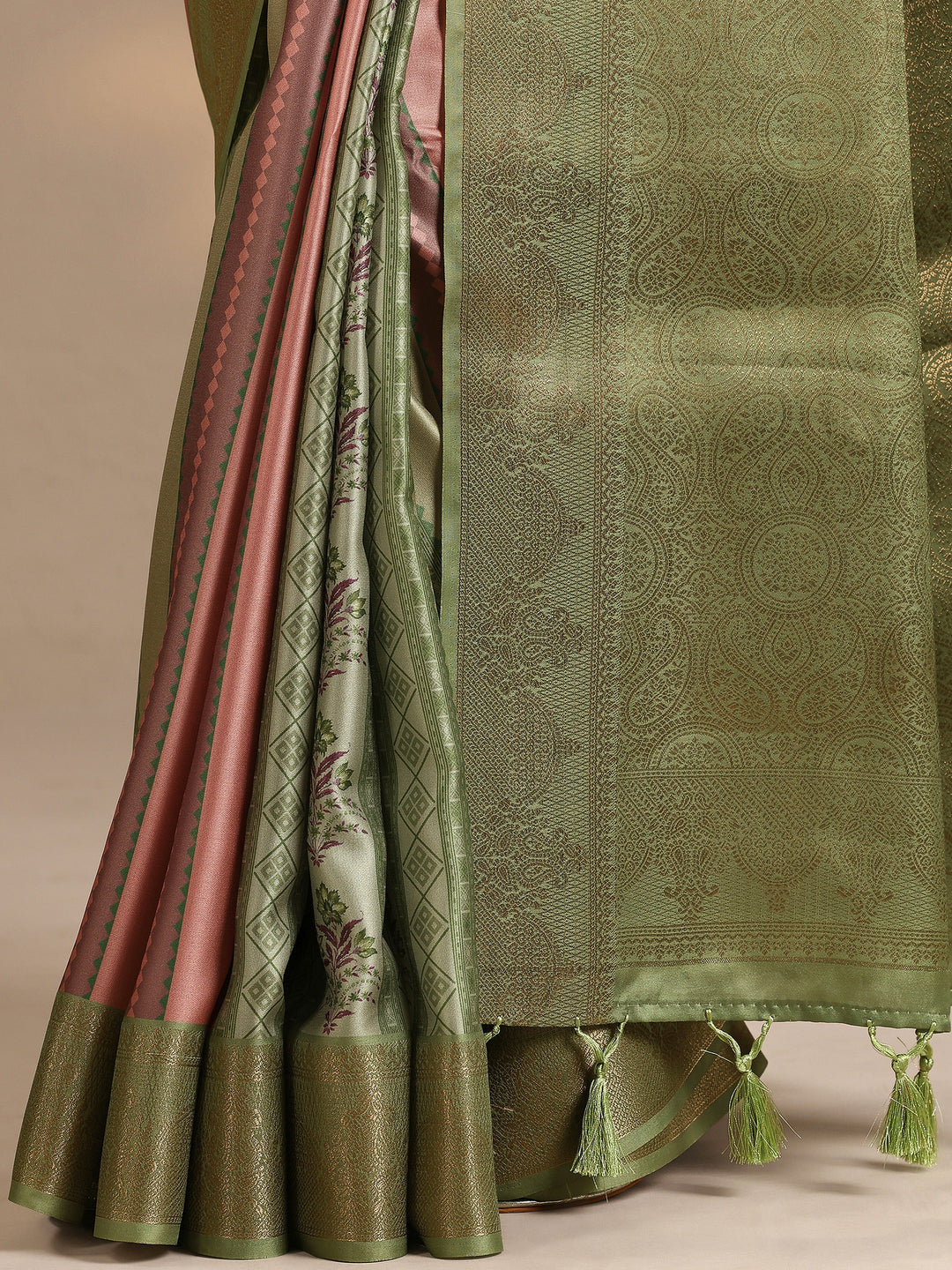  Multi Printed Silk Blend Saree With Unstitched Blouse Piece 