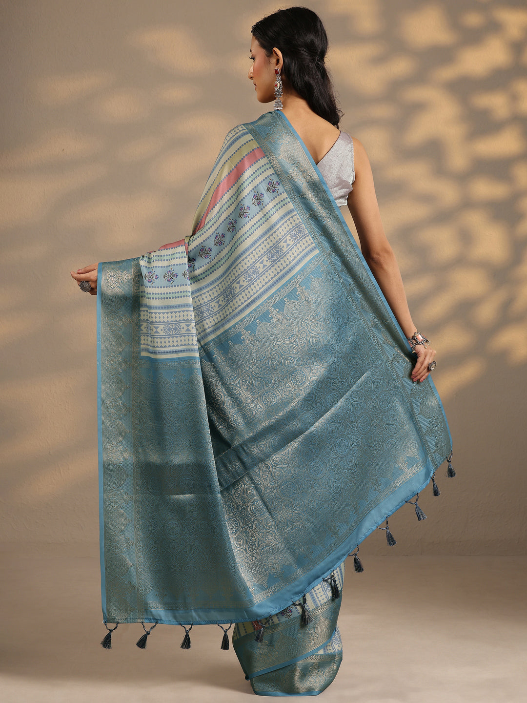 Multi Printed Silk Blend Saree With Unstitched Blouse Piece 