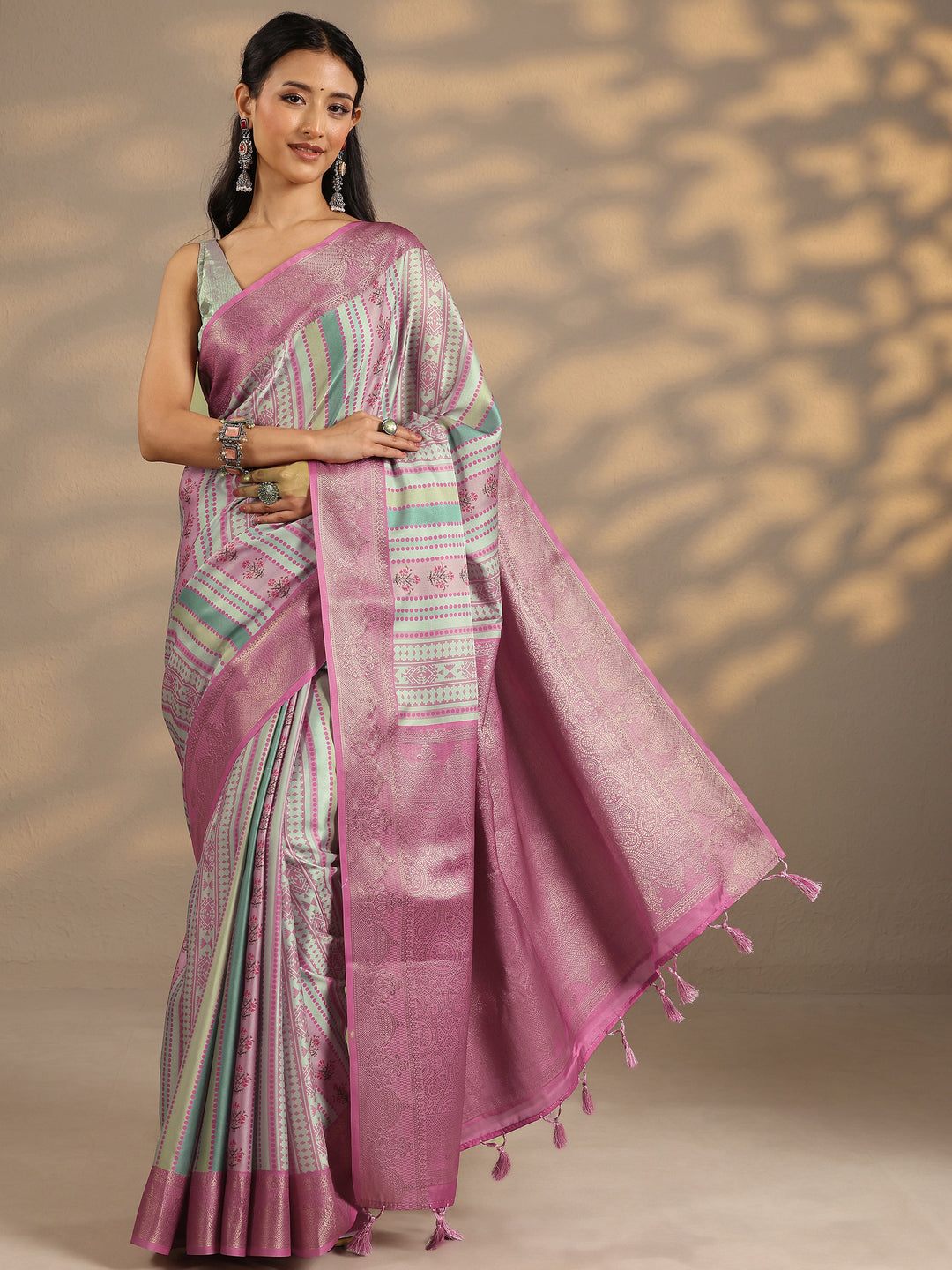  Multi Printed Silk Blend Saree With Unstitched Blouse Piece 