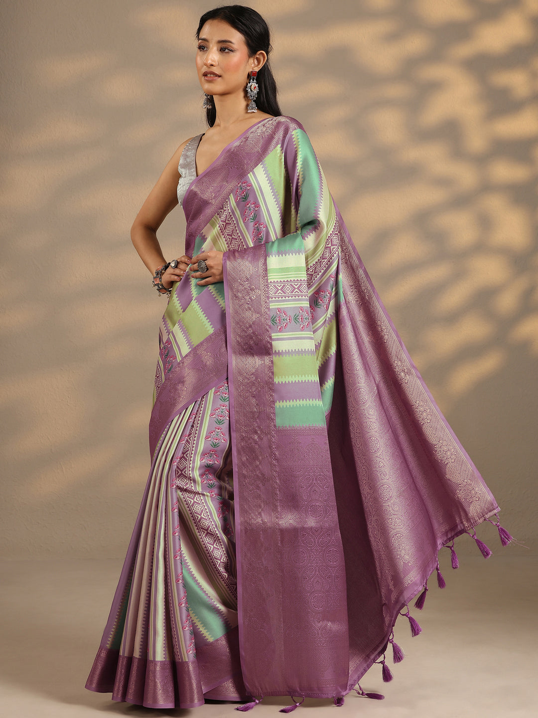  Multi Printed Silk Blend Saree With Unstitched Blouse Piece 