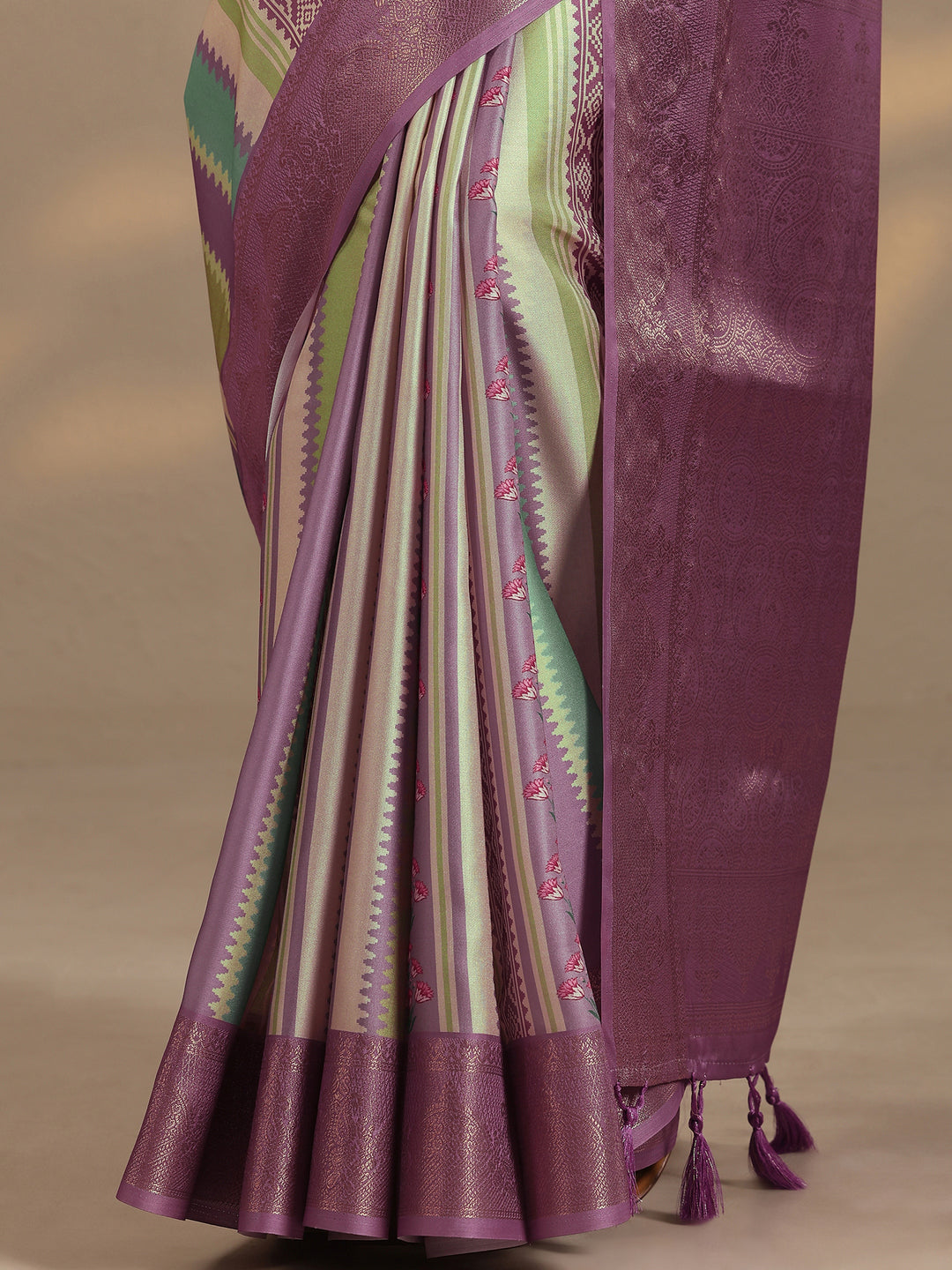  Multi Printed Silk Blend Saree With Unstitched Blouse Piece 