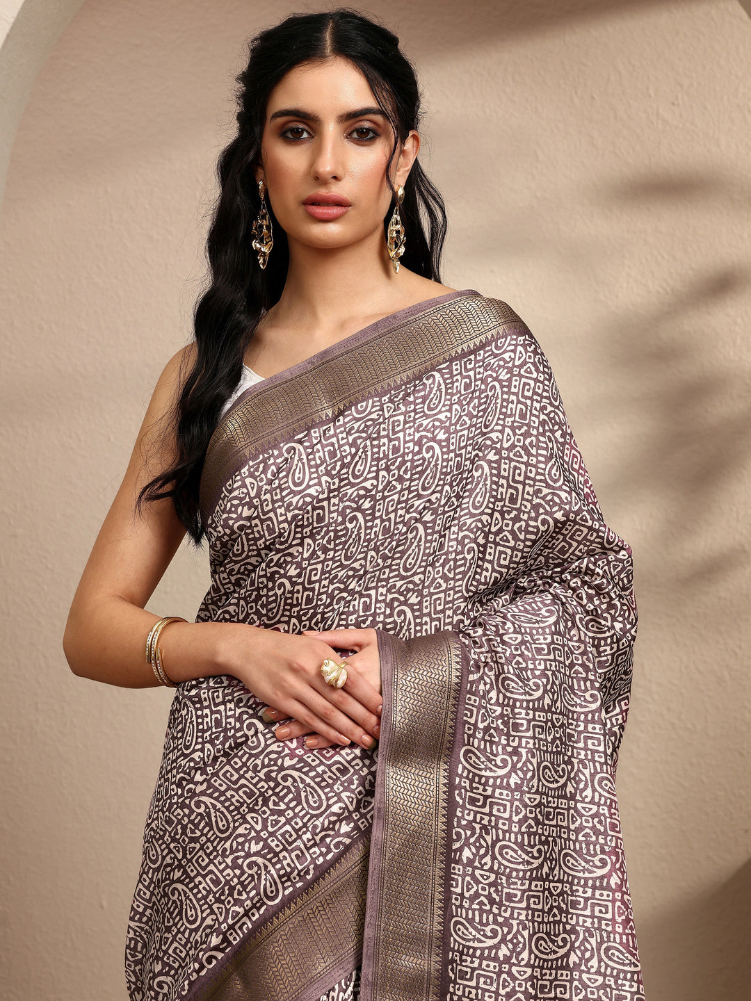  Mauve Paisley Printed Silk Blend Saree With Unstitched Blouse Piece 