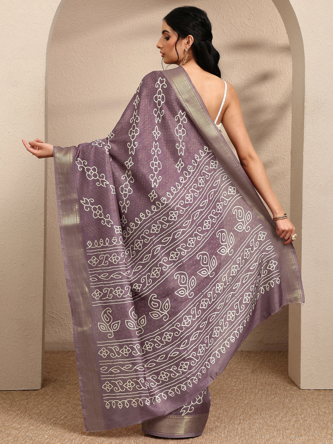  Mauve Bandhani Printed Silk Blend Saree With Unstitched Blouse Piece 