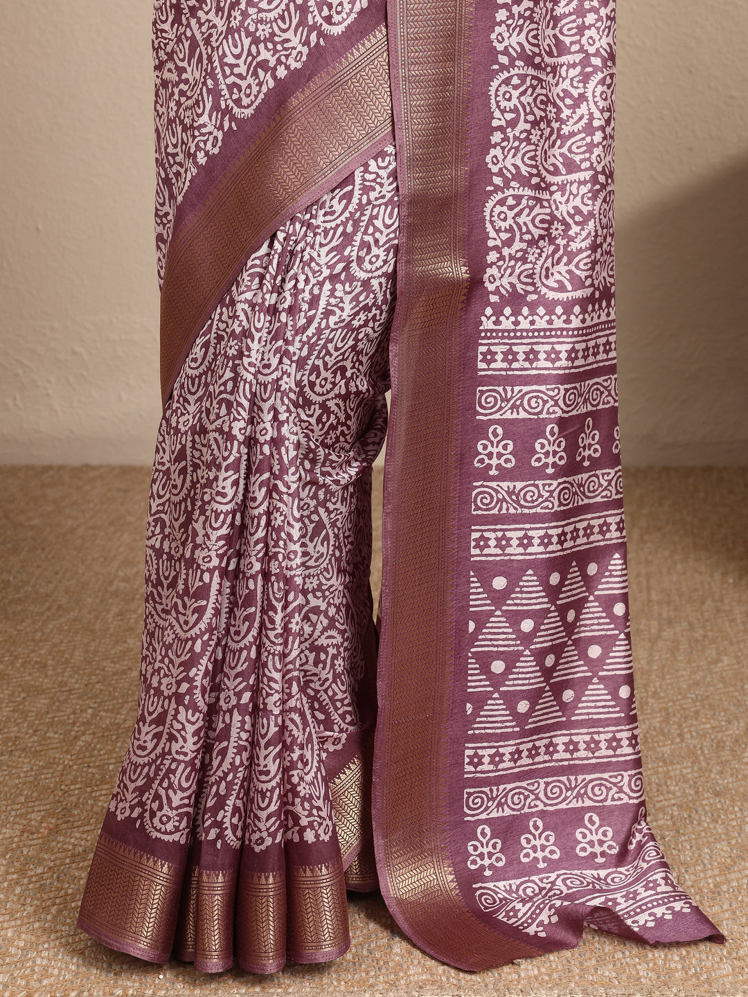  Purple Printed Silk Blend Saree With Unstitched Blouse Piece 