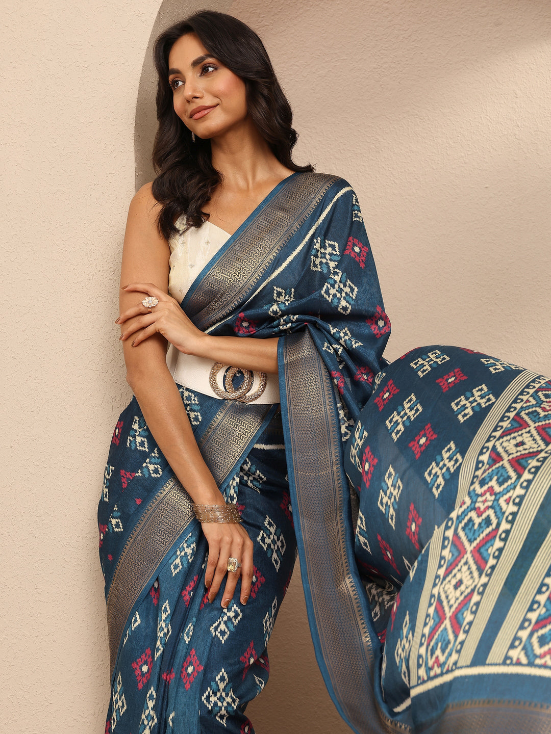  Teal Ikkat Printed Silk Blend Saree With Unstitched Blouse Piece 