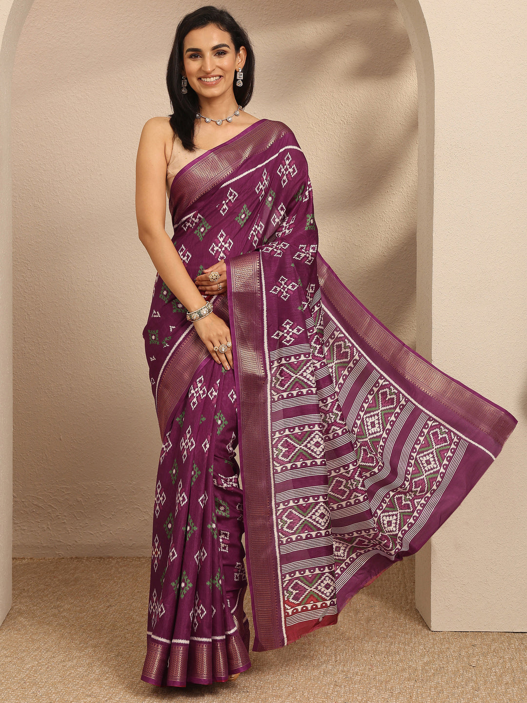  Burgundy Printed Silk Blend Saree With Unstitched Blouse Piece 