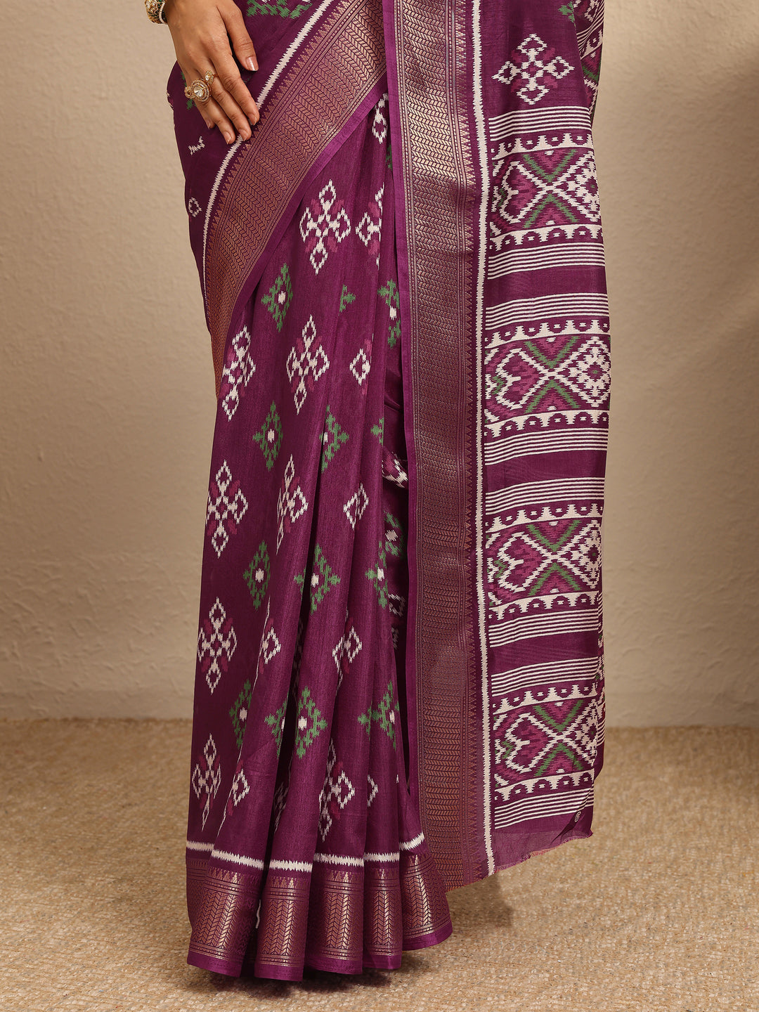  Burgundy Printed Silk Blend Saree With Unstitched Blouse Piece 