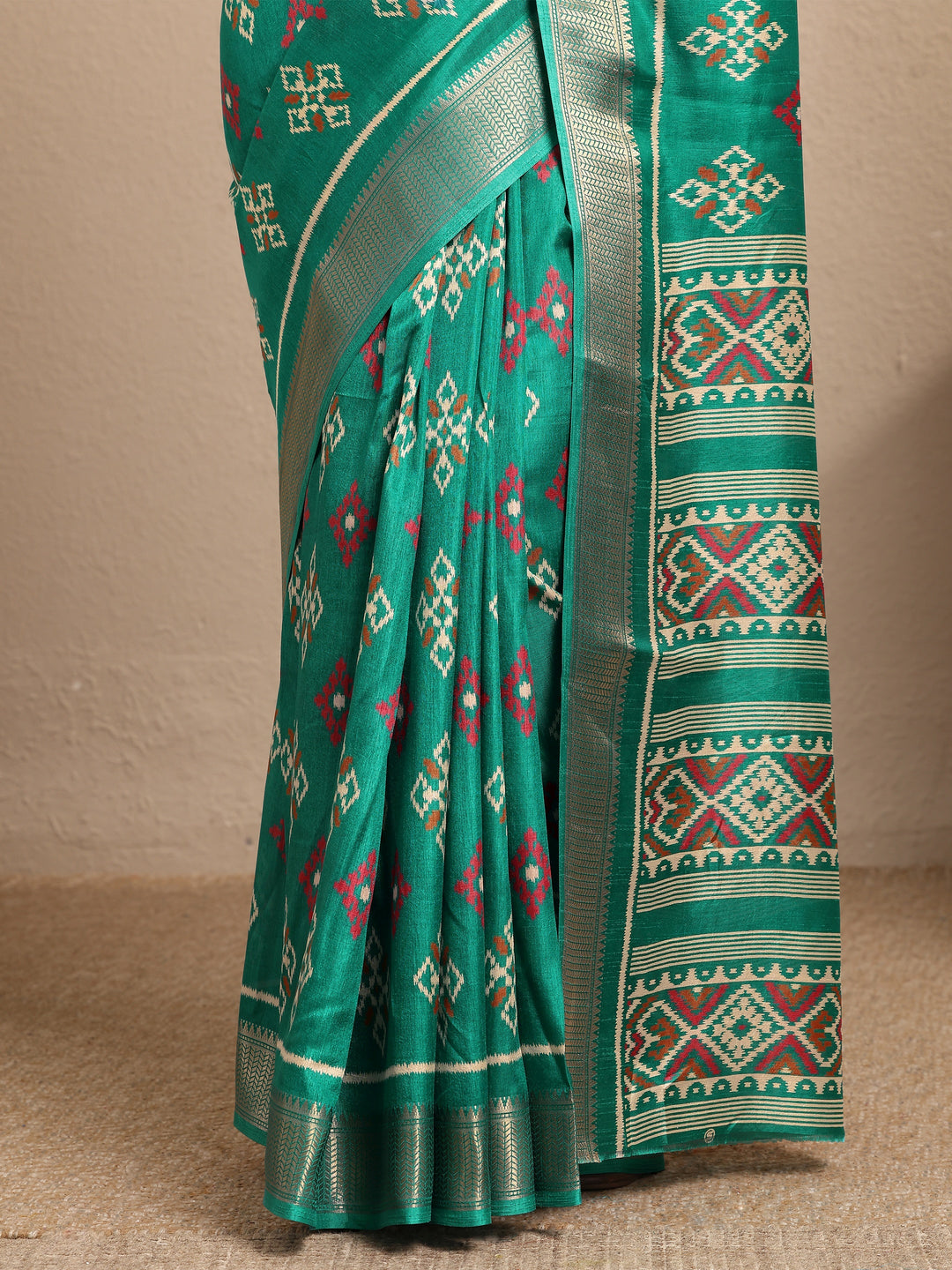  Green Ikkat Printed Silk Blend Saree With Unstitched Blouse Piece 