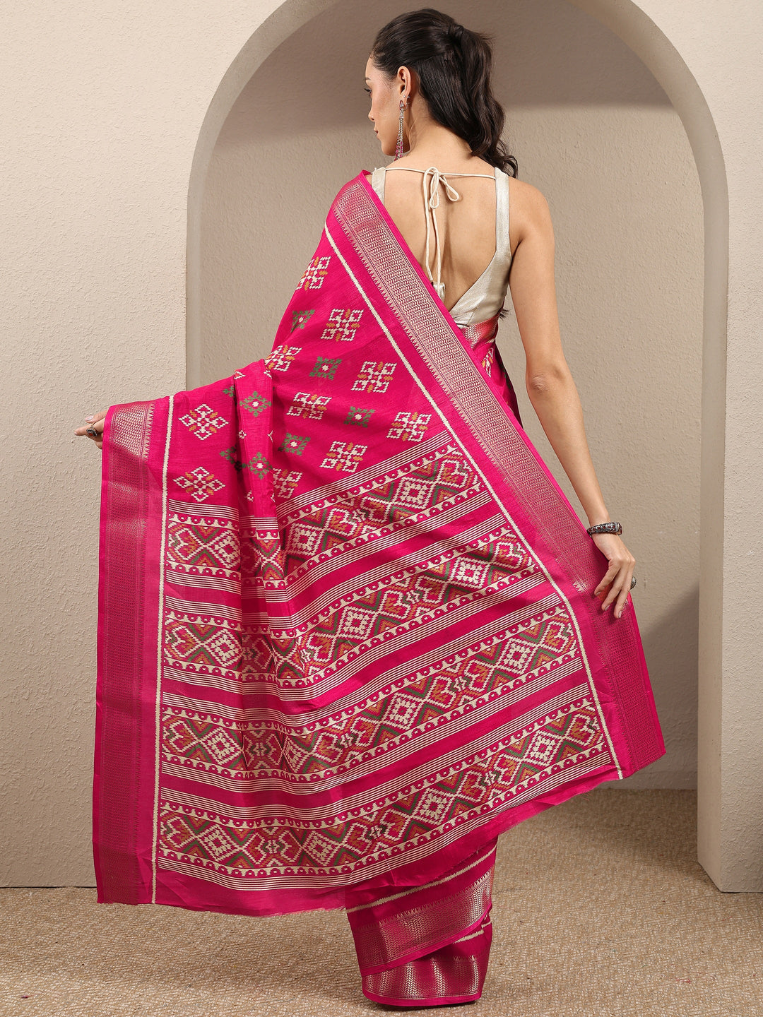  Pink Ikkat Printed Silk Blend Saree With Unstitched Blouse Piece 