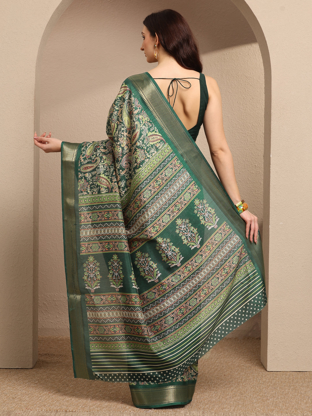  Green Paisley Printed Silk Blend Saree With Unstitched Blouse Piece 