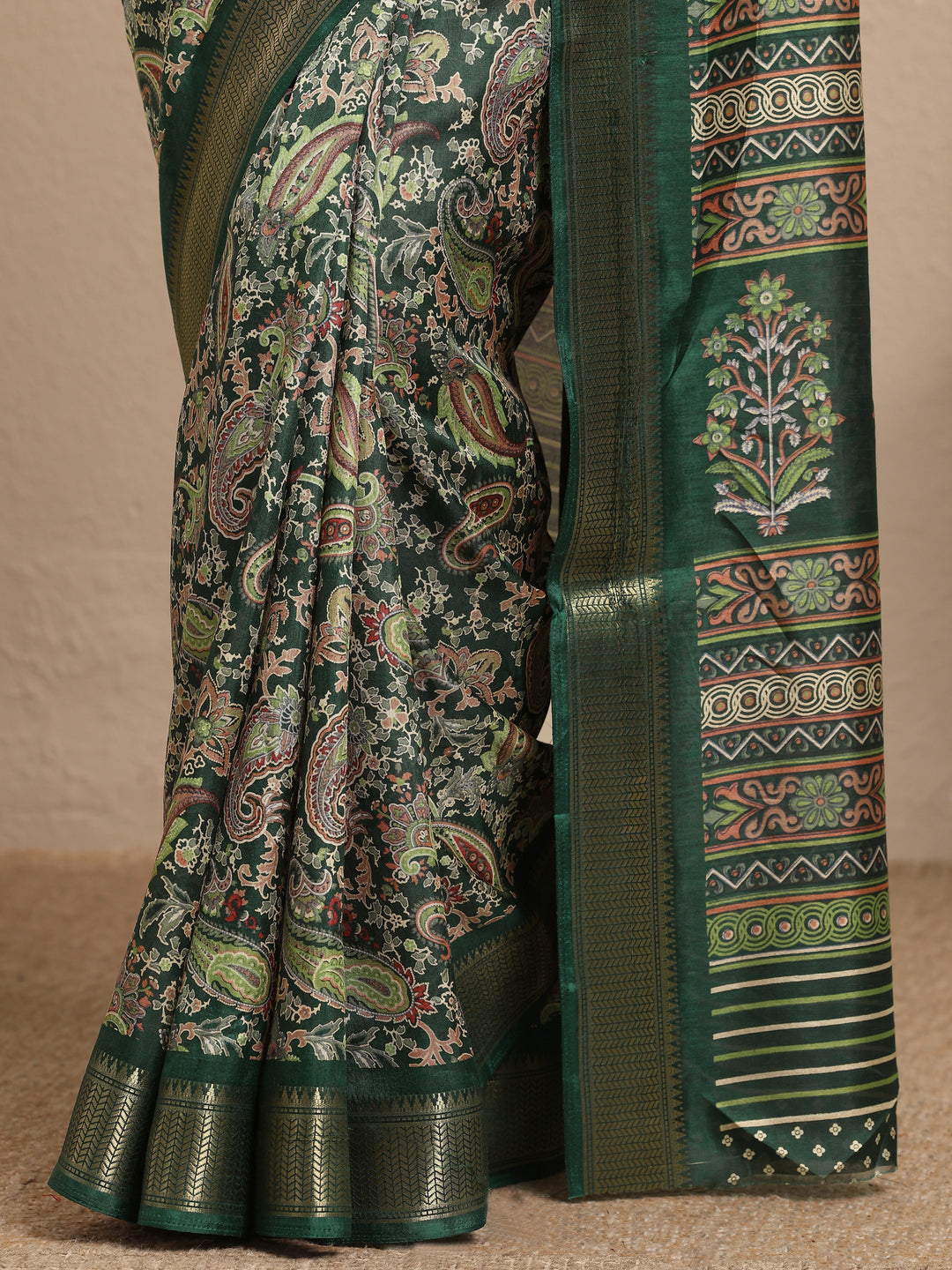  Green Paisley Printed Silk Blend Saree With Unstitched Blouse Piece 