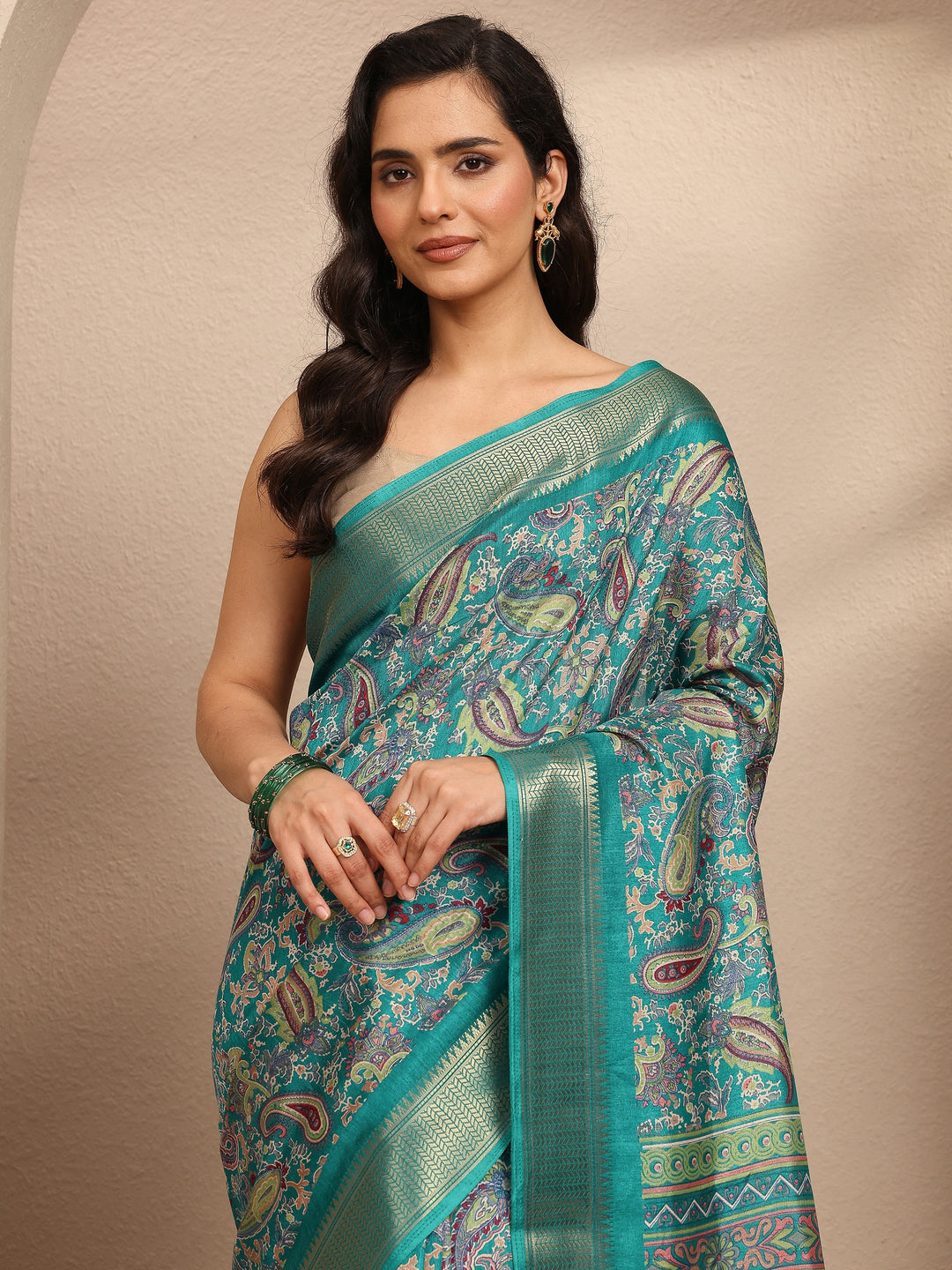  Green Paisley Printed Silk Blend Saree With Unstitched Blouse Piece 