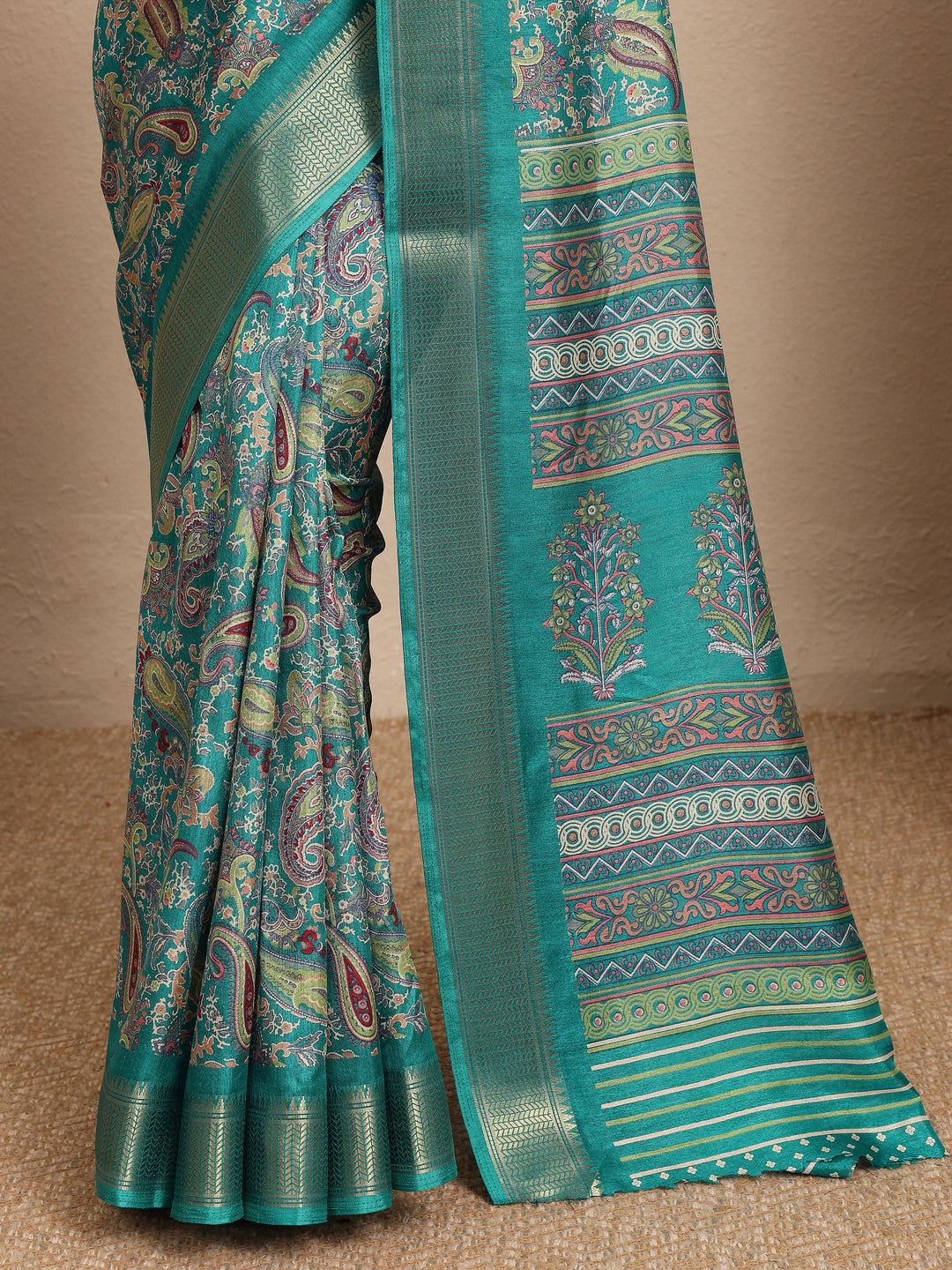  Green Paisley Printed Silk Blend Saree With Unstitched Blouse Piece 