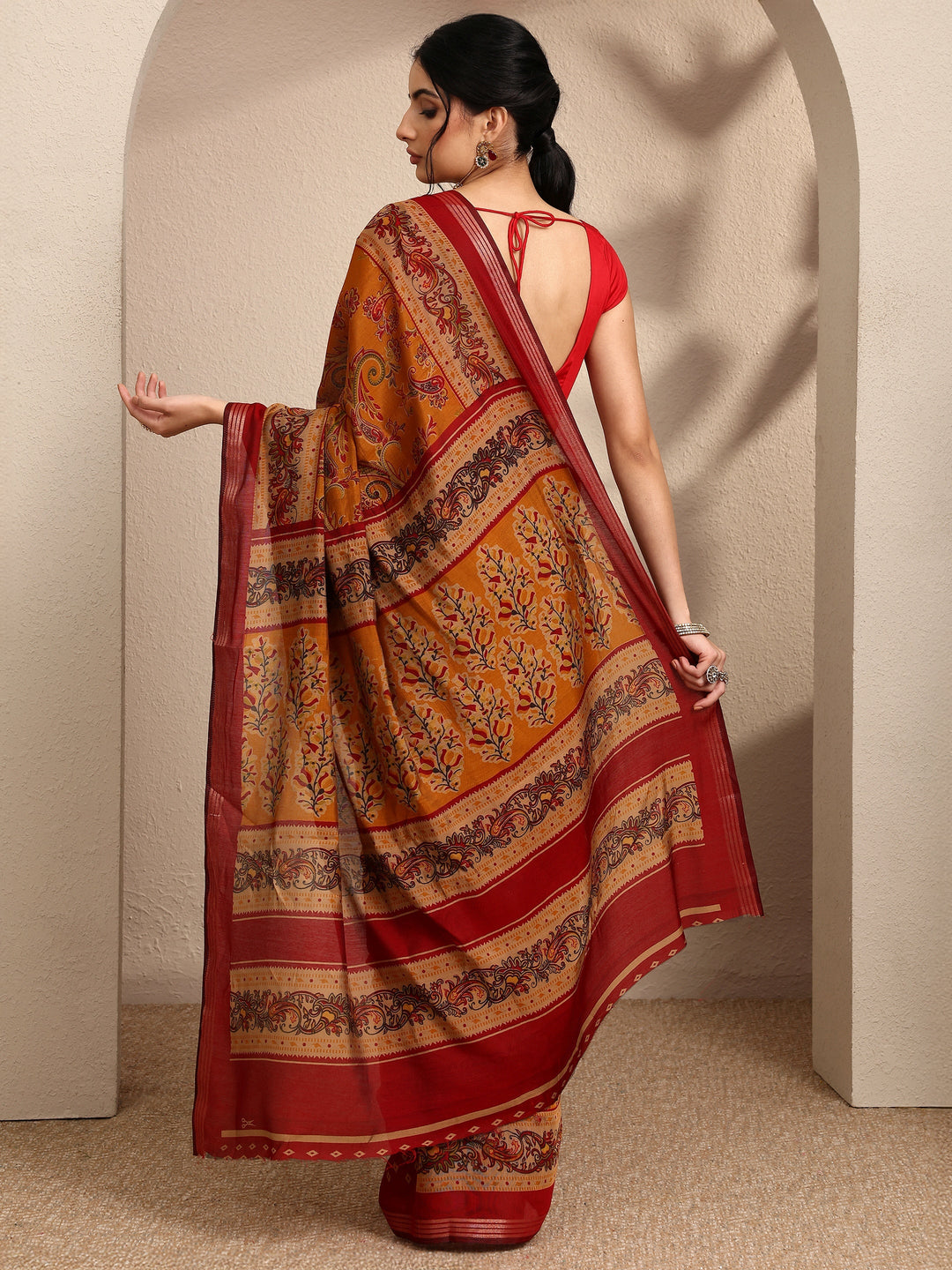  Mustard Paisley Printed Silk Blend Saree With Unstitched Blouse Piece 