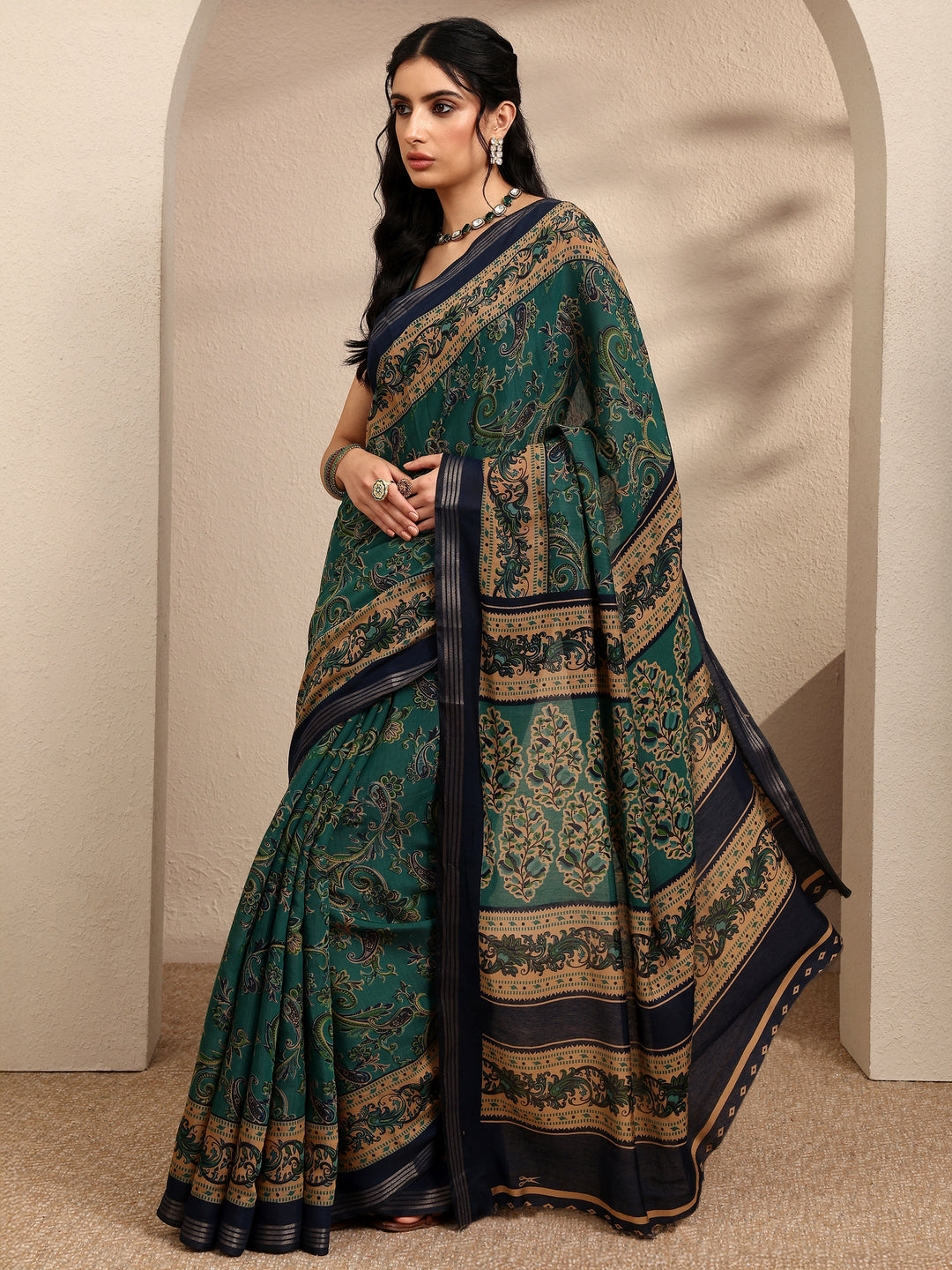  Green Paisley Printed Silk Blend Saree With Unstitched Blouse Piece 