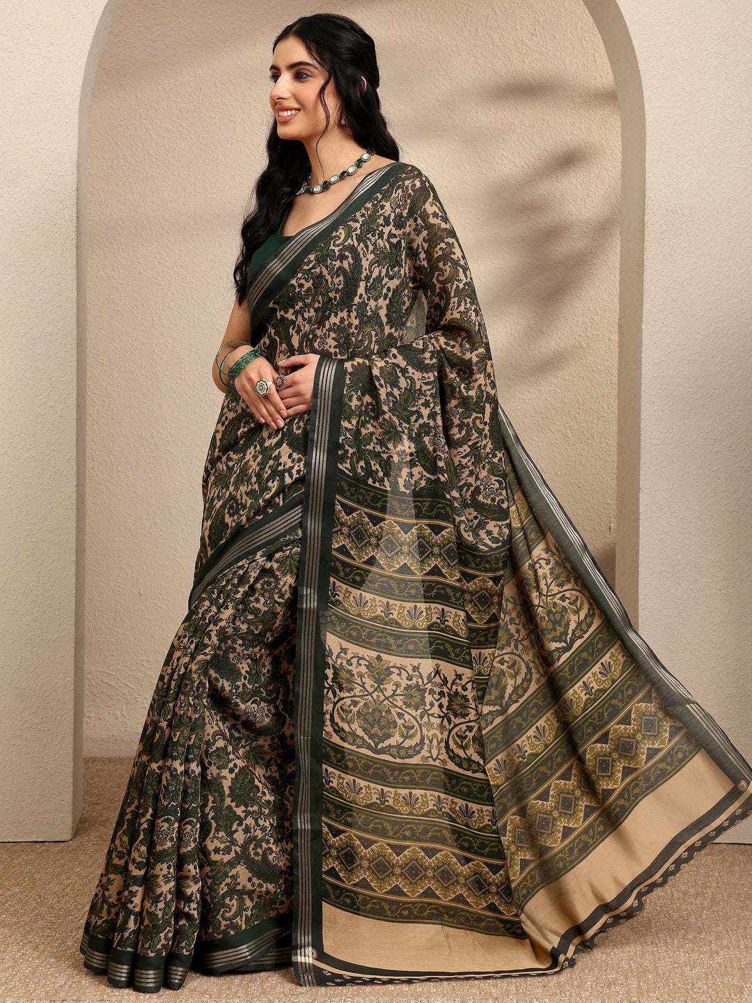  Green Paisley Printed Silk Blend Saree With Unstitched Blouse Piece 