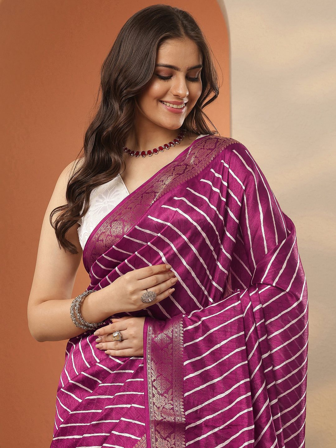  Burgundy Leheriya Printed Silk Blend Saree With Unstitched Blouse Piece 
