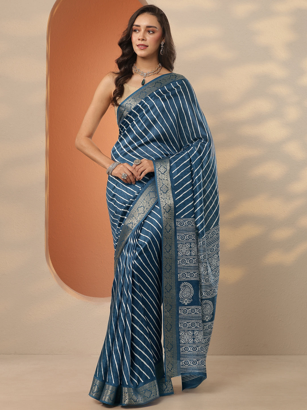  Navy blue Leheriya Printed Silk Blend Saree With Unstitched Blouse Piece 