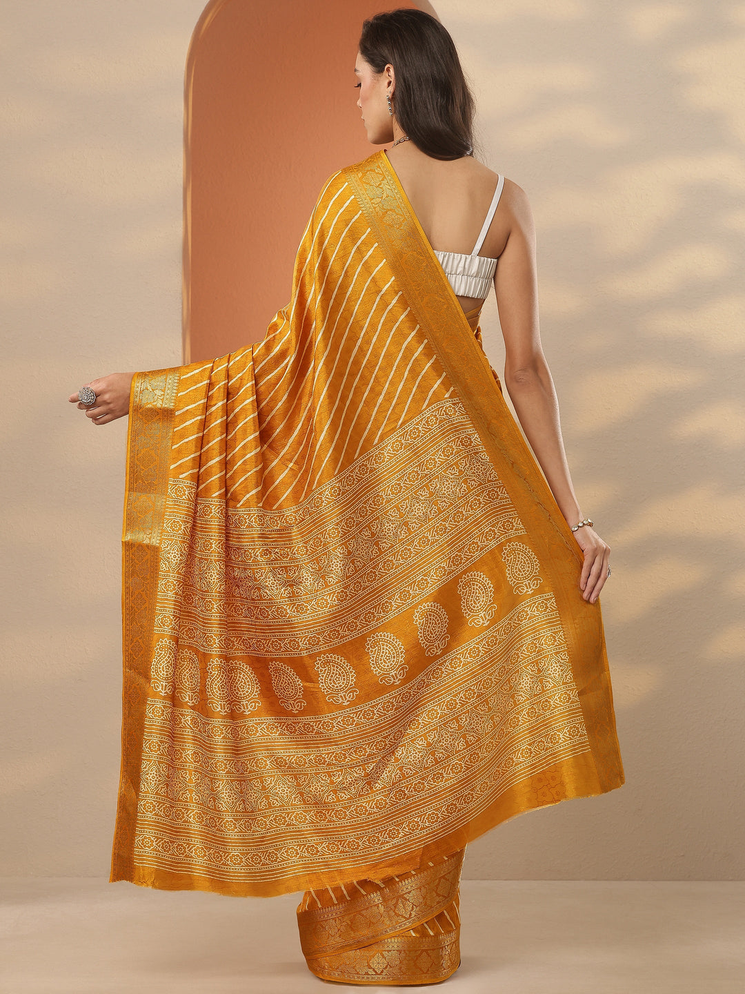  Mustard Leheriya Printed Silk Blend Saree With Unstitched Blouse Piece 