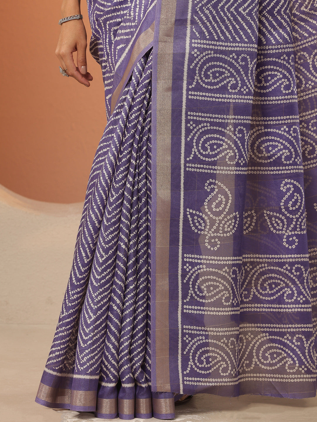  Lavender Leheriya Printed Silk Blend Saree With Unstitched Blouse Piece 