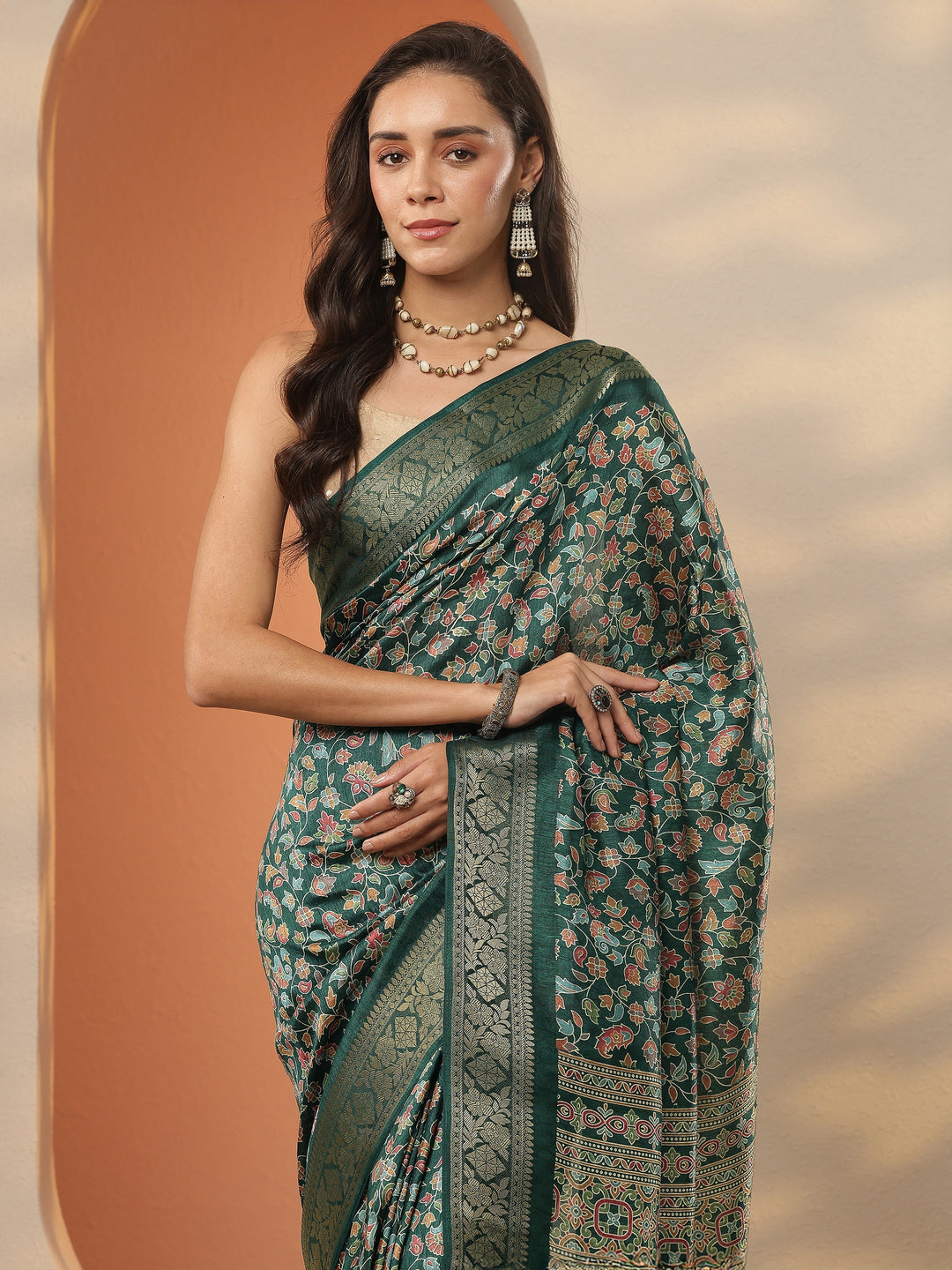  Green Printed Silk Blend Saree With Unstitched Blouse Piece 