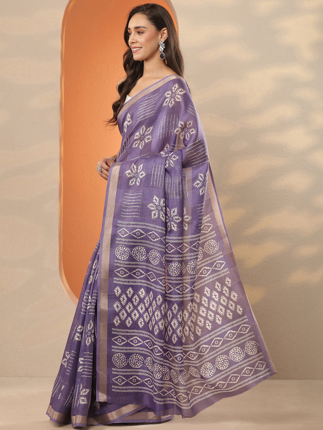  Lavender Printed Silk Blend Saree With Unstitched Blouse Piece 